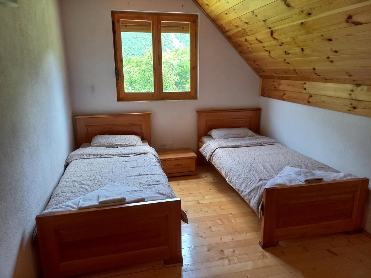 Vila Montana Dobrilovina Eksteriør bilde